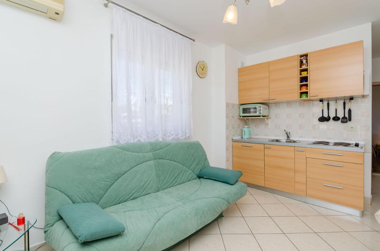 Apartment Mario Трогир Экстерьер фото