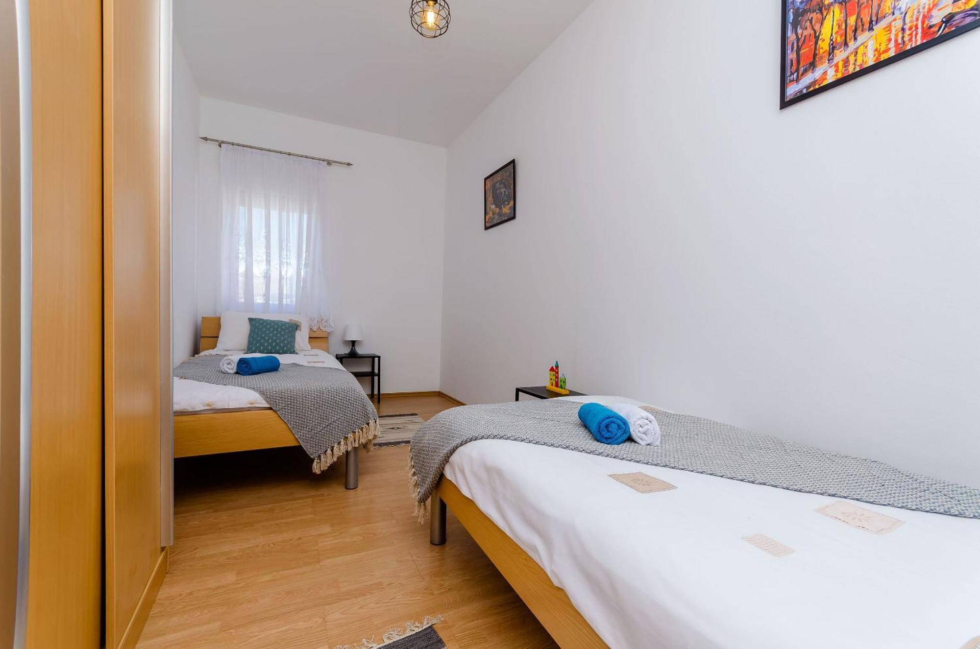 Apartment Mario Трогир Экстерьер фото