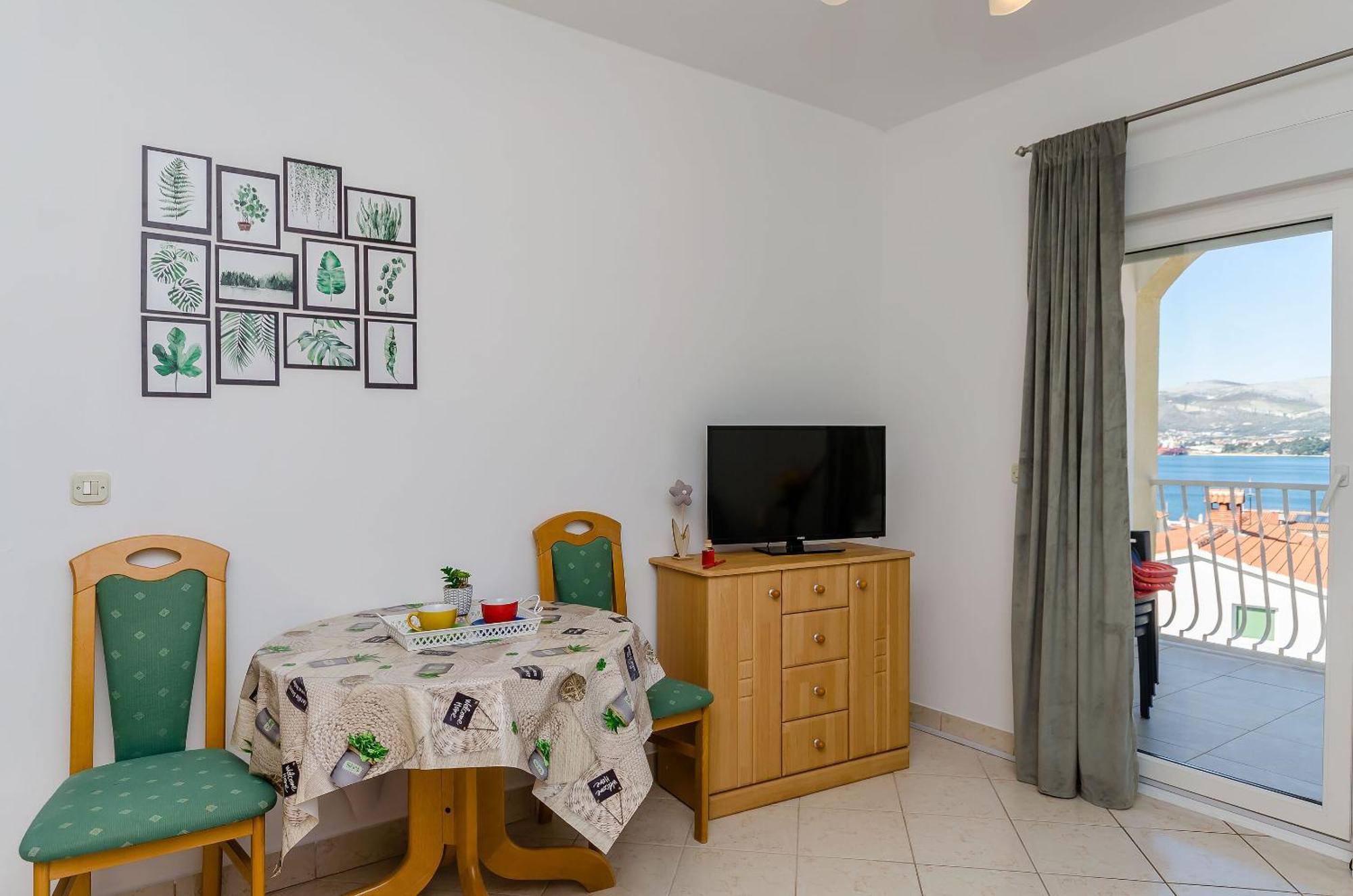 Apartment Mario Трогир Экстерьер фото